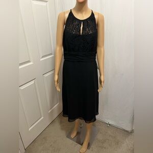 B2 Jasmine Tea Length Dress, size 16